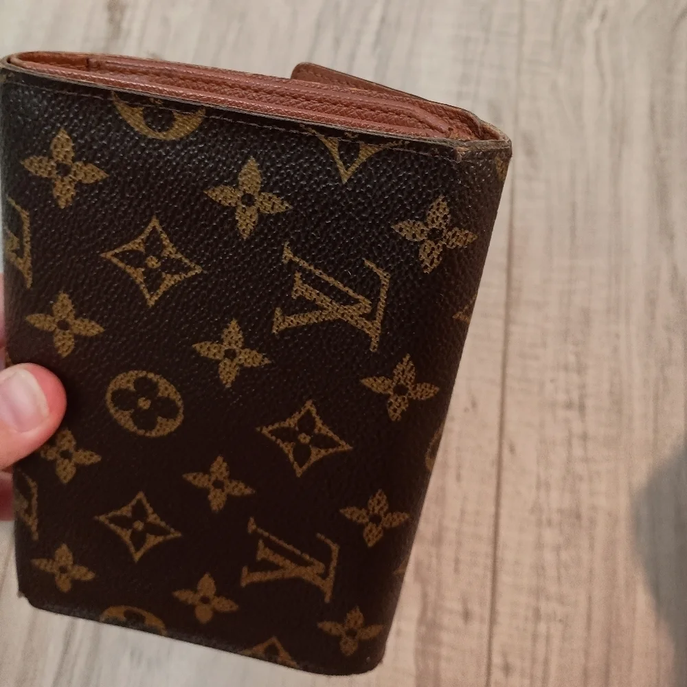 Vintage Louis Vuitton Organizer Trifold Wallet